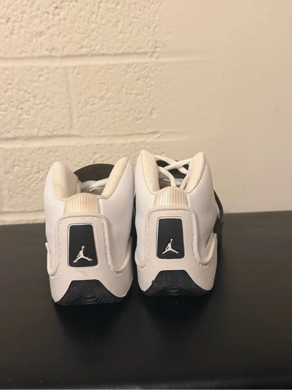 Vintage 2002 Nike Jordan Team Jumpman White Black Youth 3Y 305420-102 Mid Strap